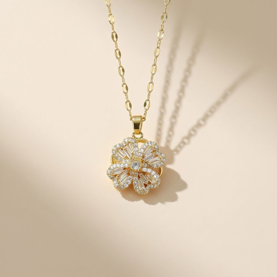 Women's Diamond Flower Pendant Necklace
