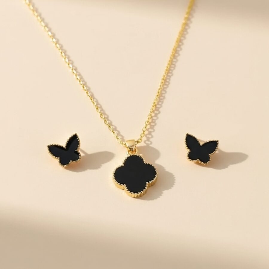 Black Clover Star Jewelry Set