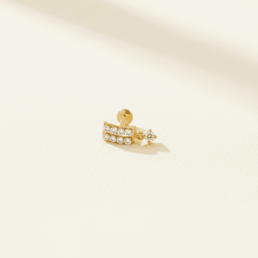 Gold Pavé Bar Diamond Nose Pin