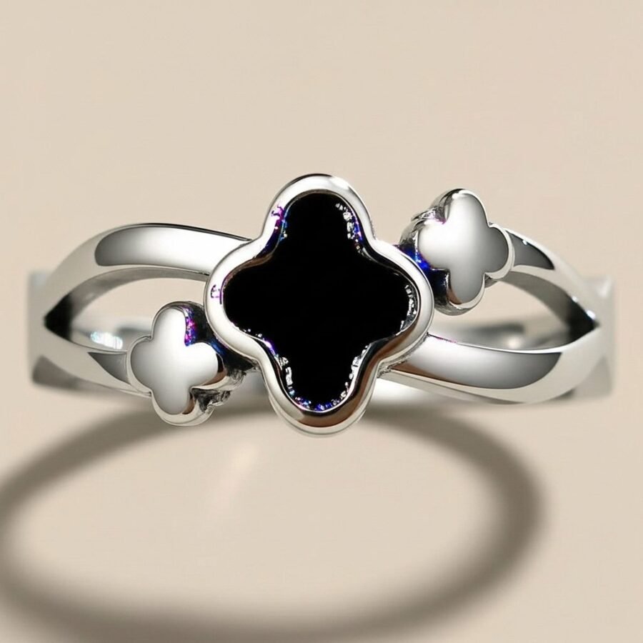 Silver clover ring for women – stainless steel ring Pakistan – view 2