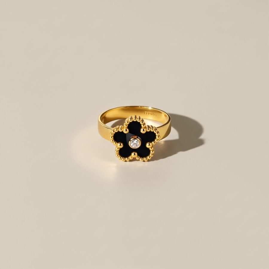 Gold Clover Ring